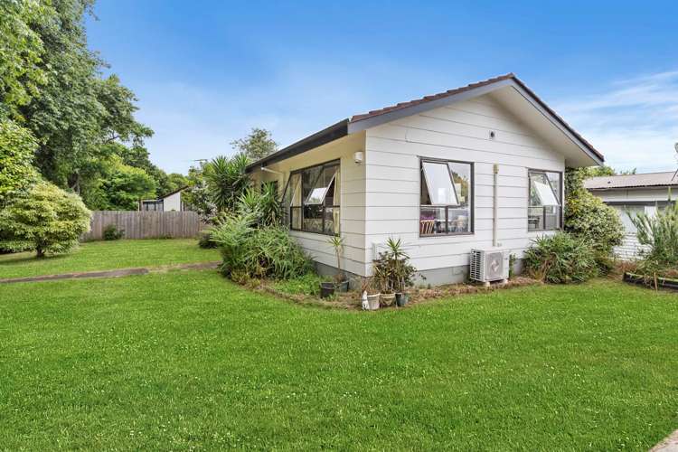 13 Redcrest Avenue Papakura_10