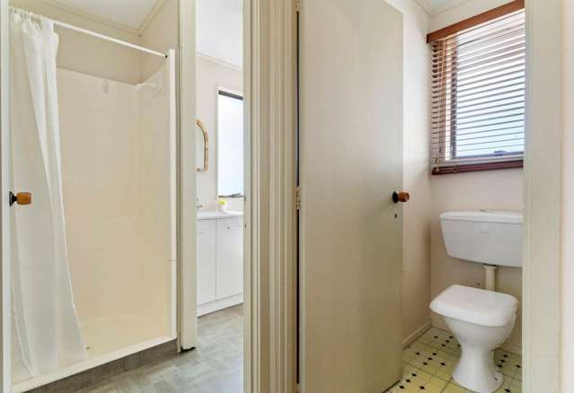 179 Solar Road Glen Eden_3