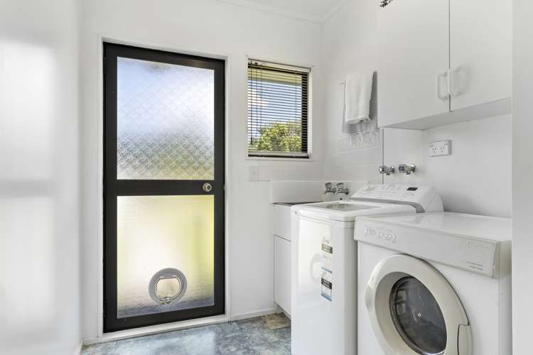 33 Tararua Drive Upper Plain_18