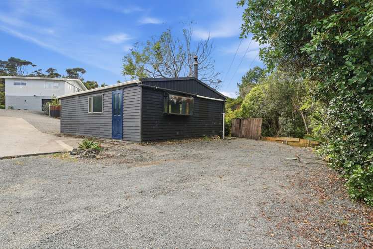 1 Bush Point Road Cable Bay_5