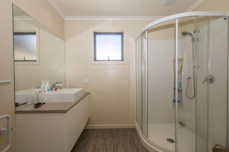 17 Kowhai Drive Wanaka_13