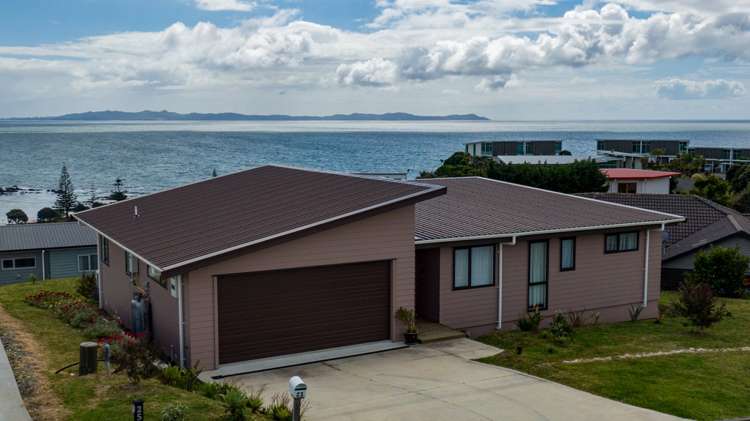 23 Dudley Crescent Cable Bay_4