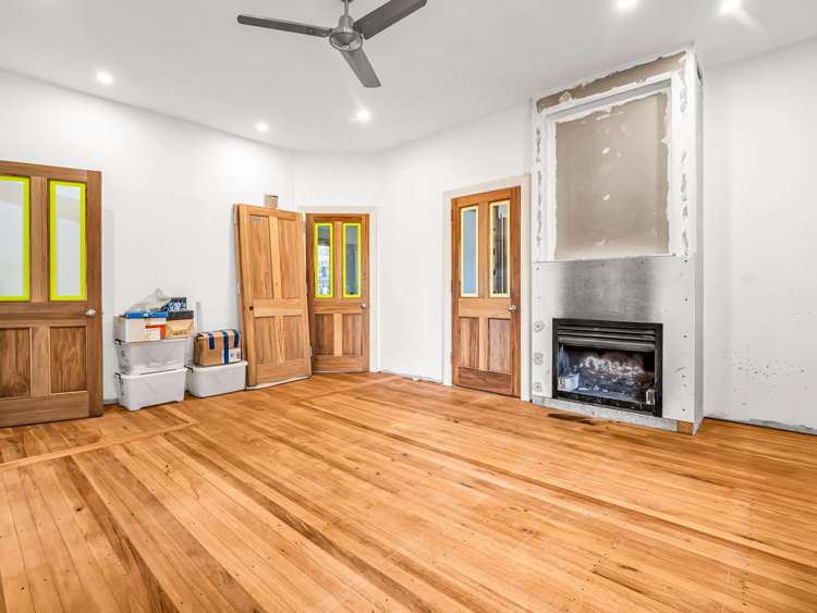 934 Clintons Road Charing Cross_12