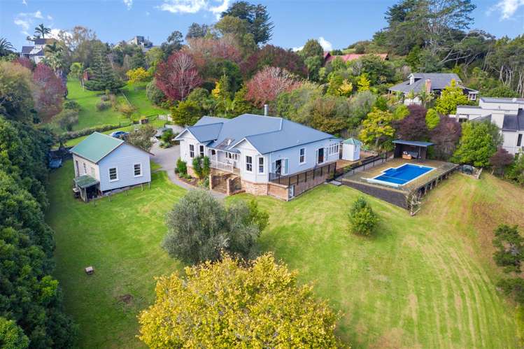 149 Whangaparaoa Road Red Beach_0