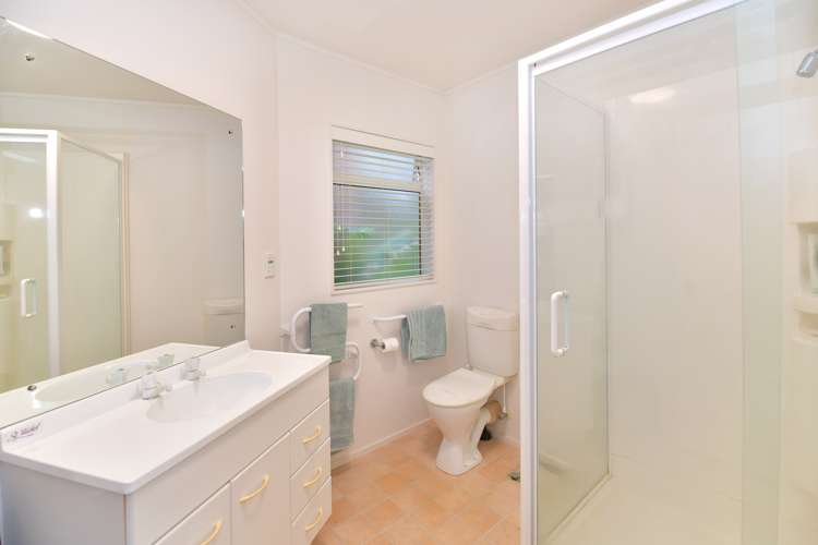 8 Chalmers Close Orewa_11