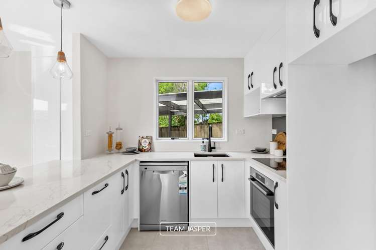 2/9 Monteith Crescent Remuera_7