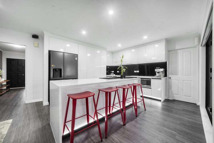 20 Gairloch Place Wattle Downs_3