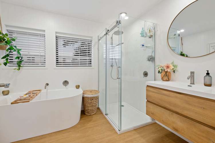 131 Torkar Road Clarks Beach_29