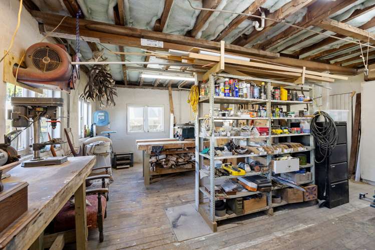 655 Grey Street Hamilton East_15