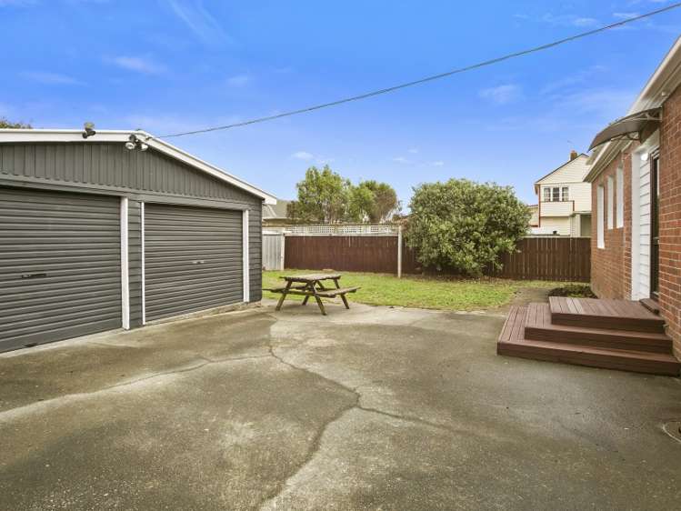 36 Reynolds Street Taita_11