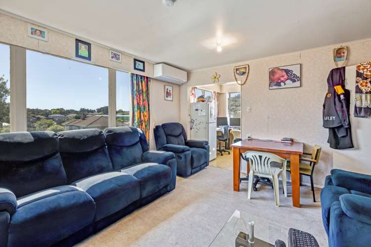 78 Waihemo Street Waitangirua_4