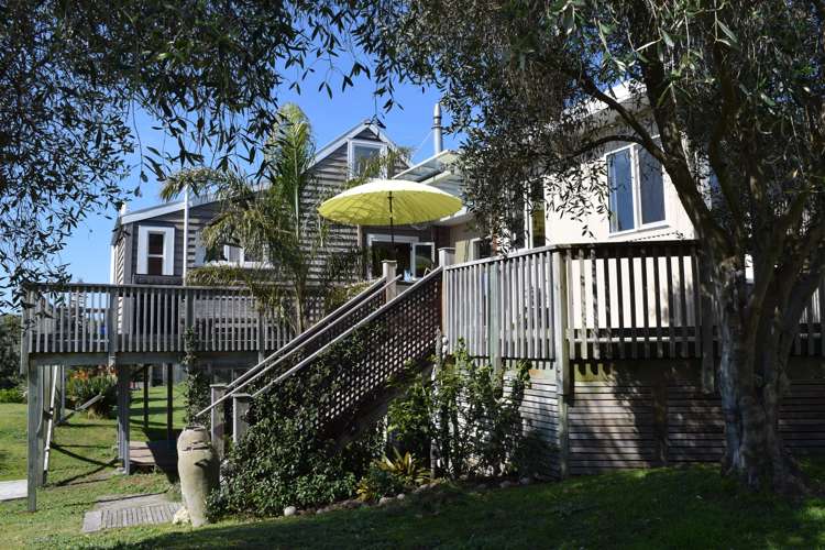 16 Lightning Ridge View Waimarama_11