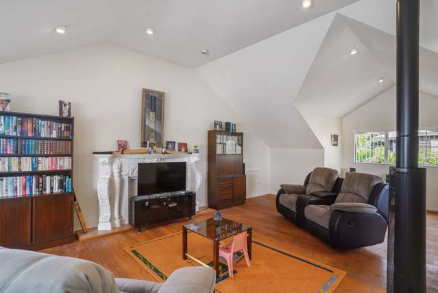 27 Beach Road Pahurehure_2