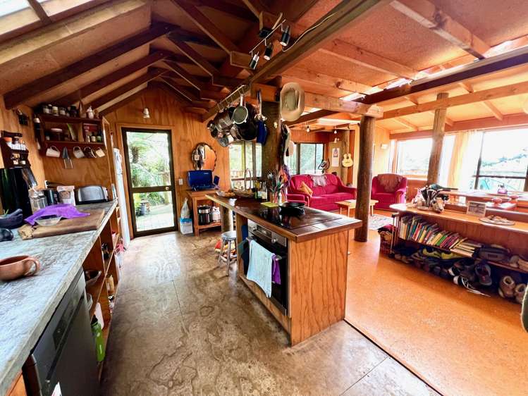 27 Te Tuhi Road Raglan_3