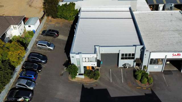 Unit 5, 84 Hillside Road Wairau Valley_4