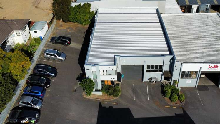 Unit 5, 84 Hillside Road Wairau Valley_4