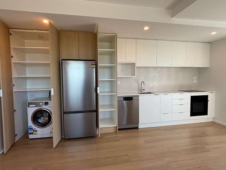 706/2B Te Ara Taurapa Point Chevalier_6