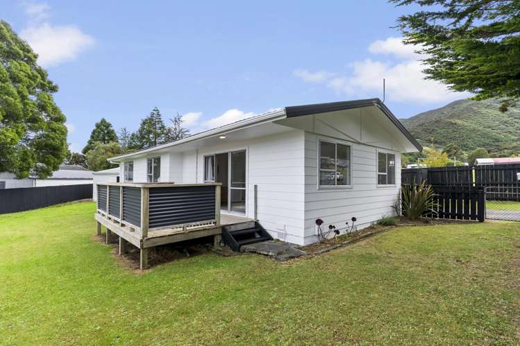 19 Antrim Crescent Wainuiomata_24