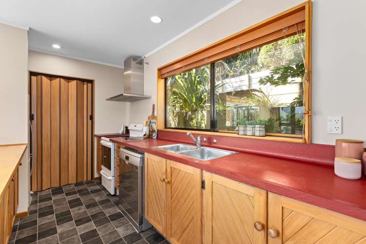 24 Arun Crescent Southgate_6