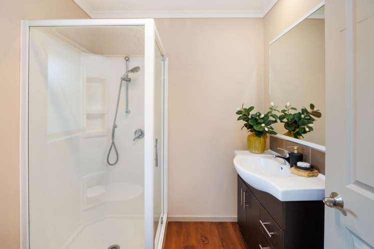 27 Johnstone Drive Fitzherbert_15