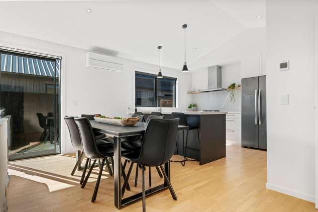 64 Howden Drive Jacks Point_3