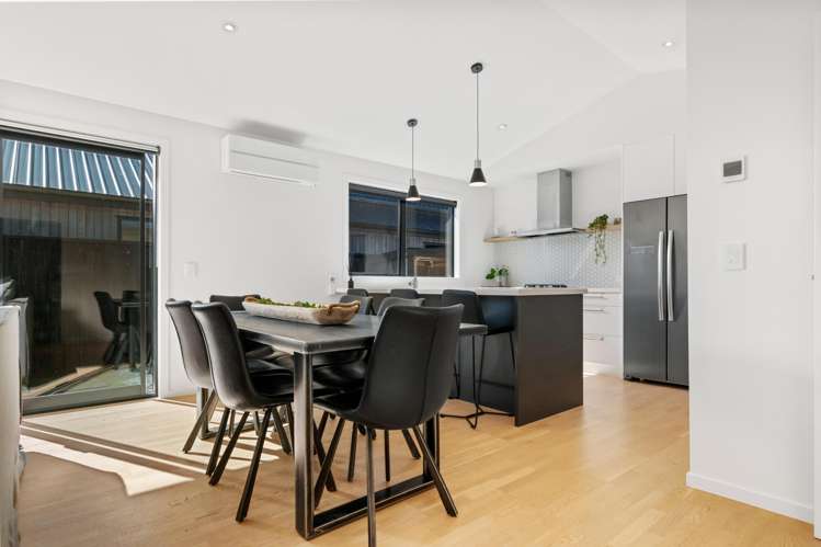 64 Howden Drive Jacks Point_3