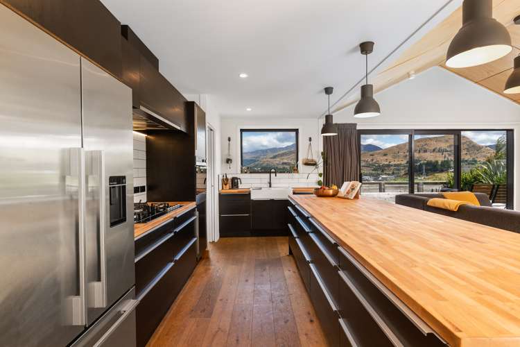 28 Myles Way Lower Shotover_10