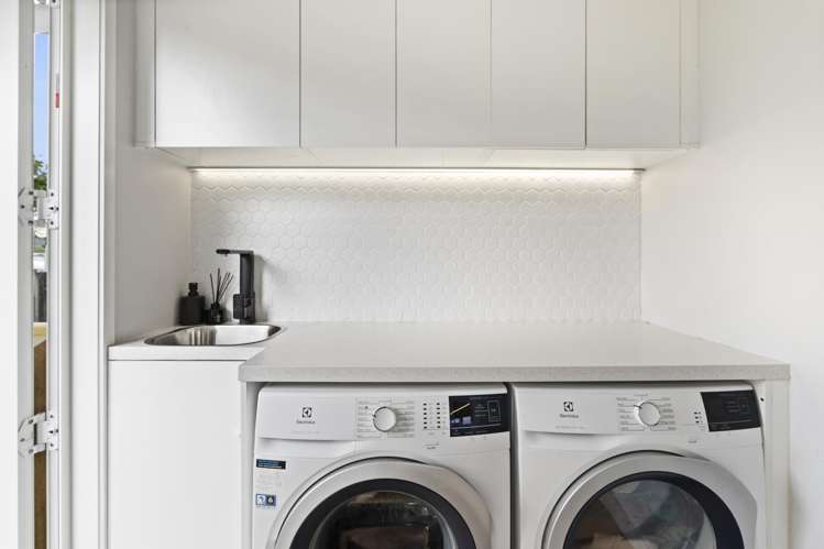 21 Albert Hall Drive Red Beach_17