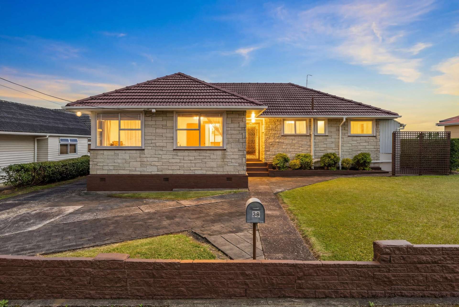 38 Hobsonville Road West Harbour_0