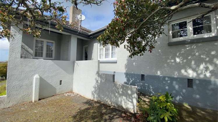 24 Masters Avenue 1076_1