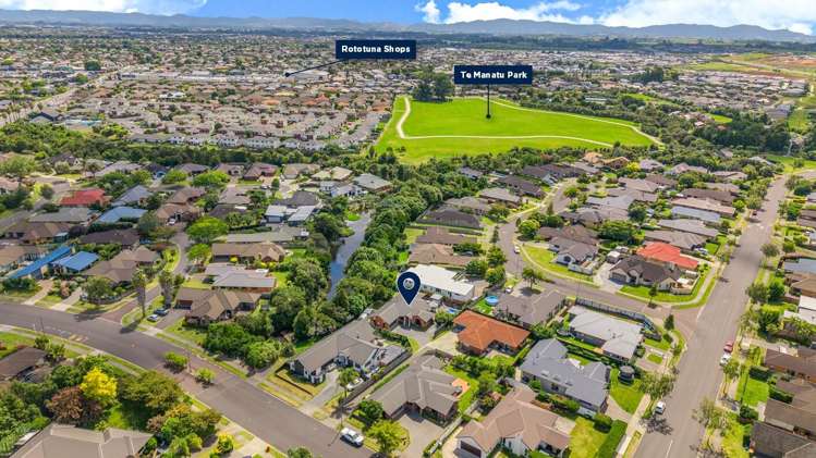 27 Somerton Drive Huntington_16