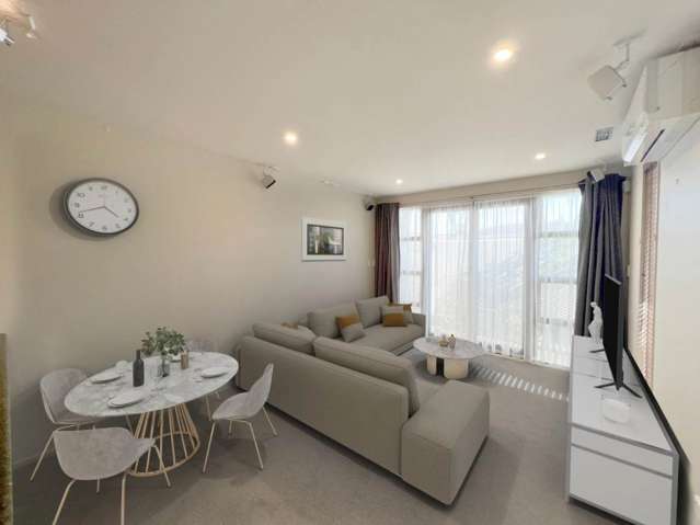 42/8 Landscape Road Papatoetoe_3