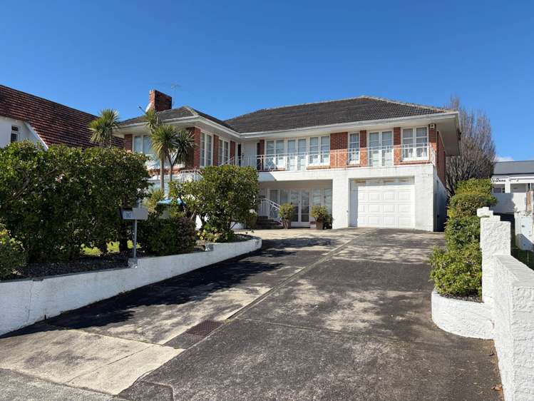 882 New North Road_0