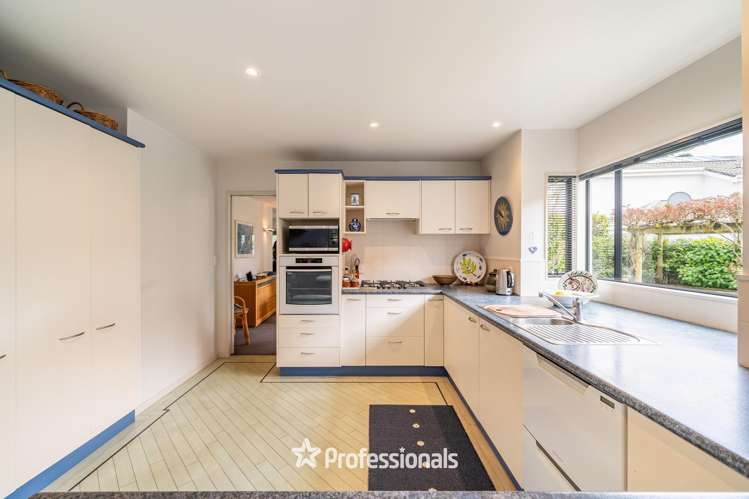 3 Huia Street Tawa_8