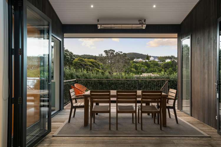 200 Onemana Drive Onemana_1