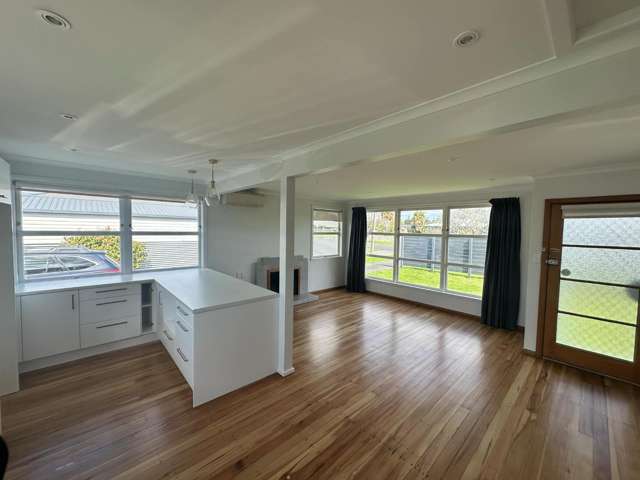 61 Campbell Street 11373_1