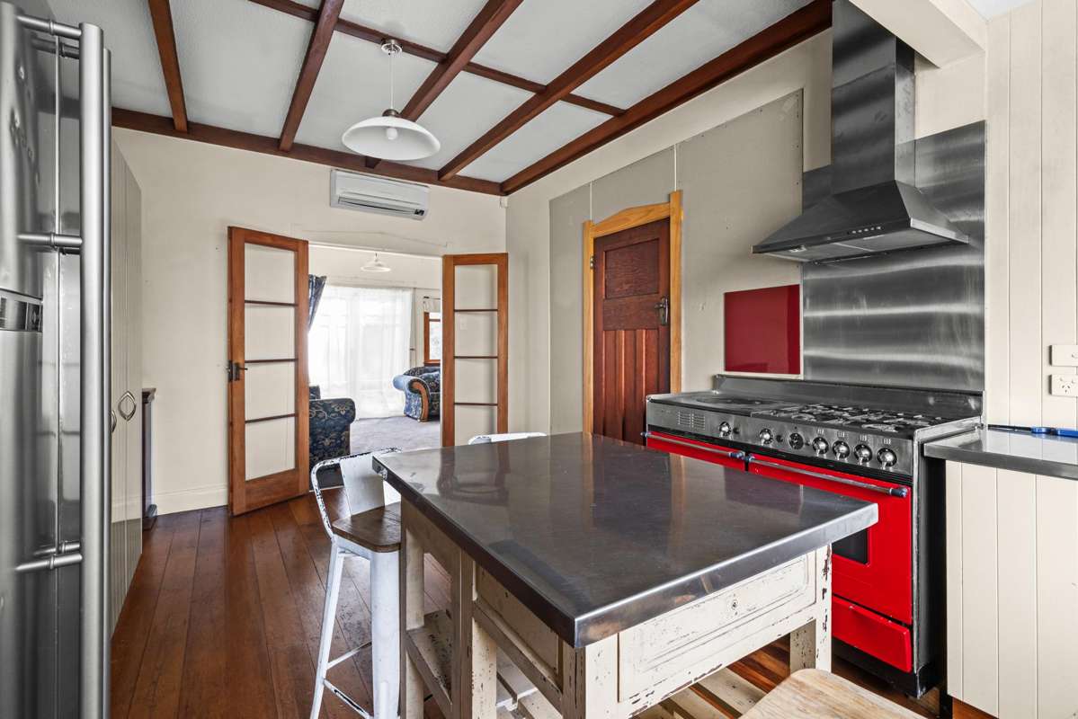 43 Chaucer Road South_1
