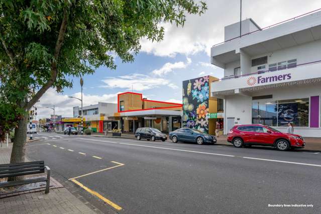 CENTRAL PAPAKURA WITH TWO CAR PARKS