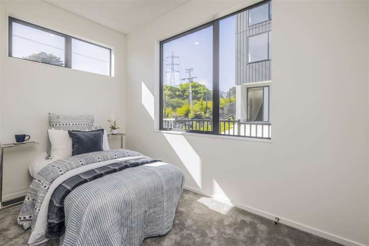 2 Timo Way Flat Bush_13