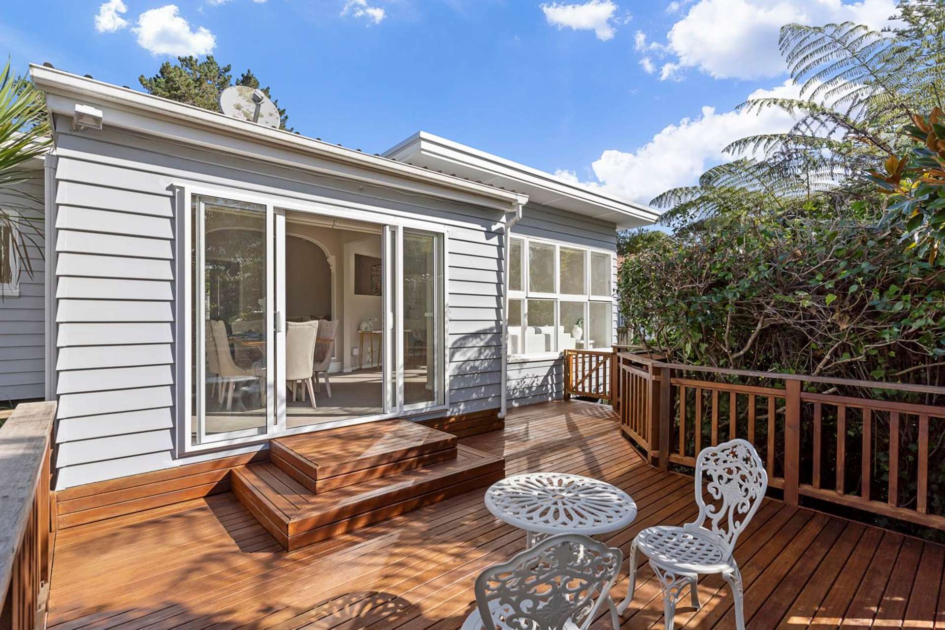 11 Golf Road New Lynn_0