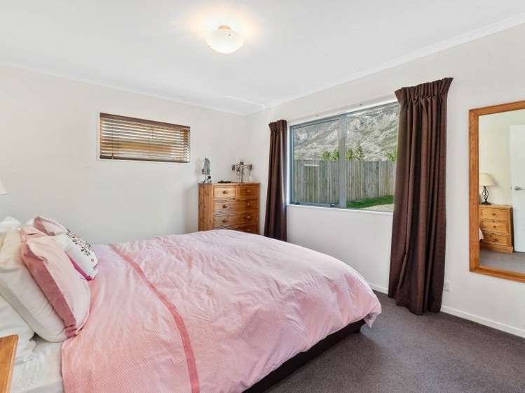 13 Quill Street Dalefield/Wakatipu Basin_15