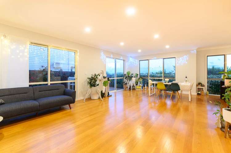 14 Tuangi Street Long Bay_7