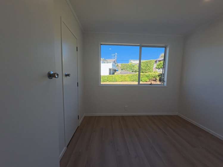 81 Glenvar Road Torbay_11