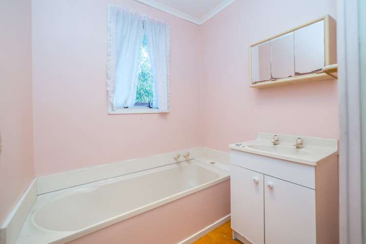 4 Waite Street Featherston_18