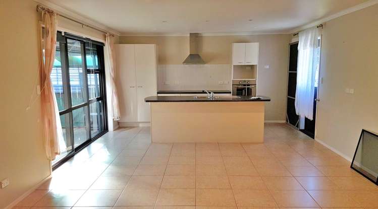 71 Pyle Road West One Tree Point_5