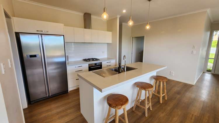 32 Walter Crescent Silverdale_6