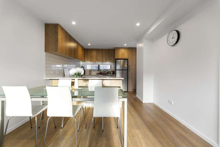 9 Edmund Anscombe Place Caversham_19