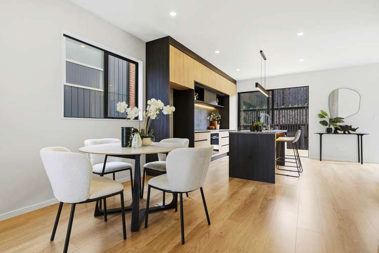 61 Picnic Point Road_5