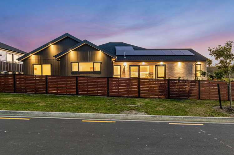 391 Te Taruna Drive_2