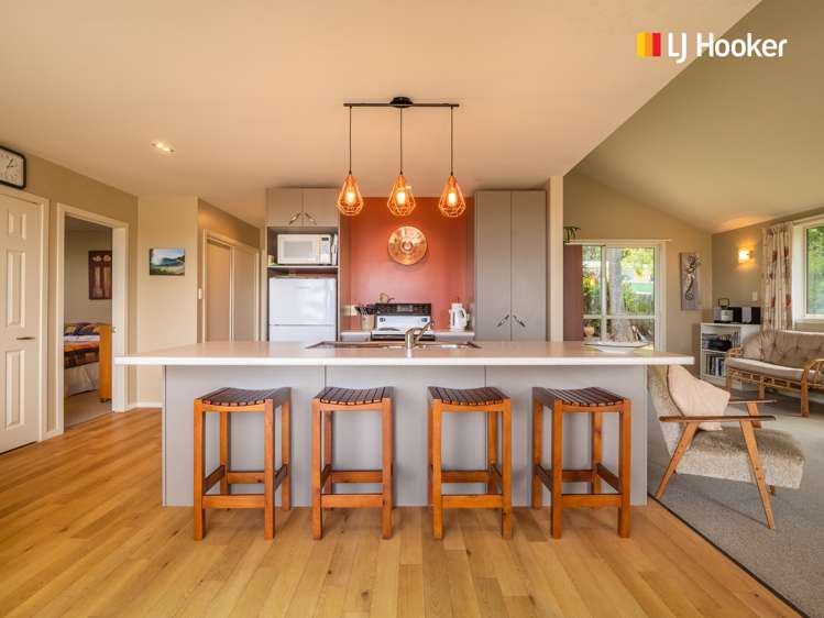 47 Sheffield Street Taieri Mouth_5